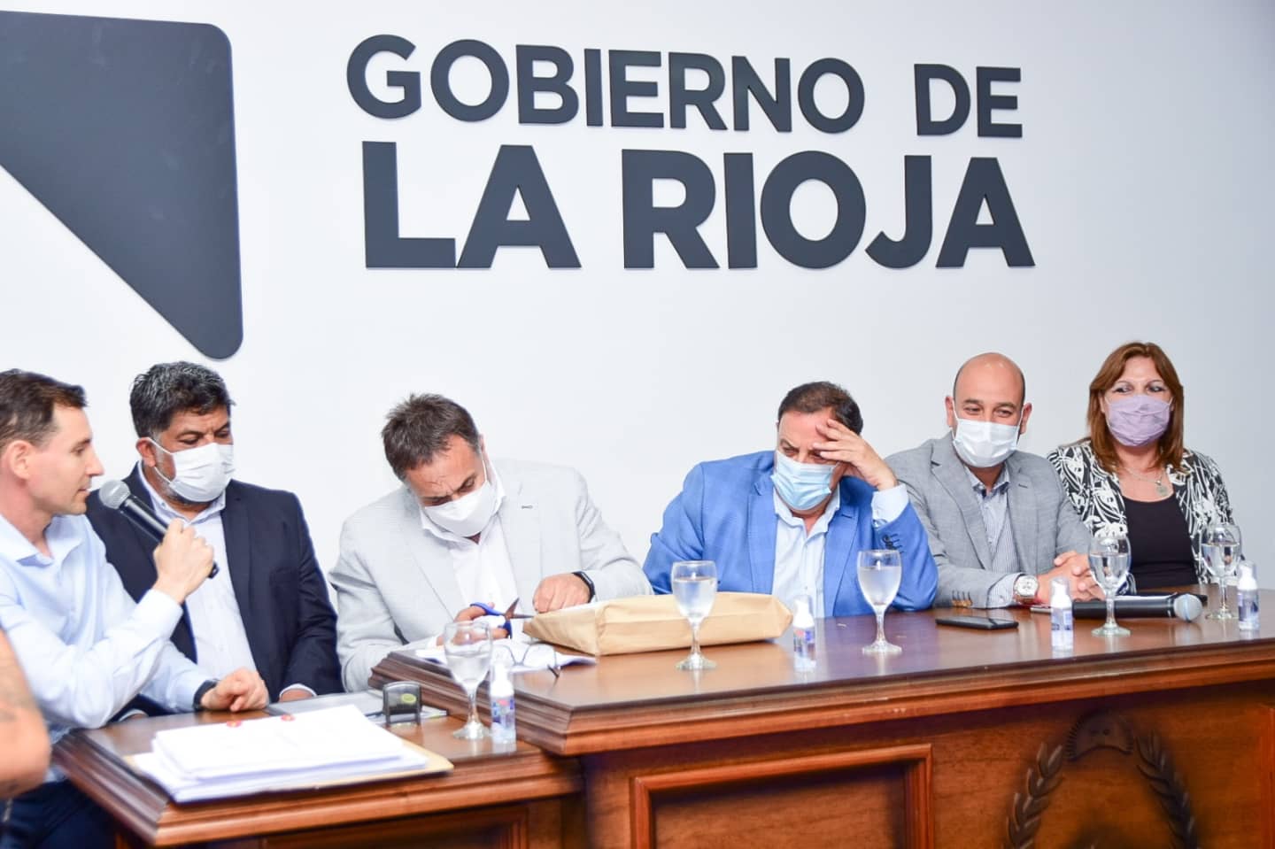El Gobierno concluyó el proceso de licitación de viviendas para el interior provincial